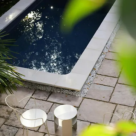 Historic House With Pool In